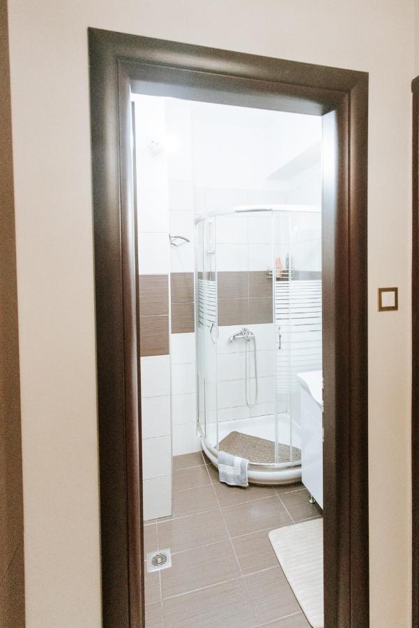 Best House, Ellinou Stratiotou, Ayia, Patra Εξωτερικό φωτογραφία
